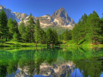 Ecco come nasce il Lago Blu, splendido paesaggio di Aosta
